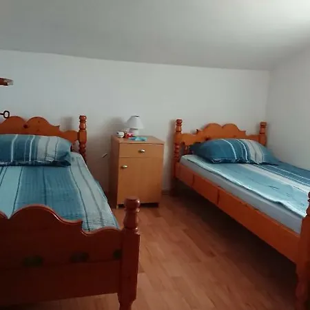 Feriehus Vir Apartmani *